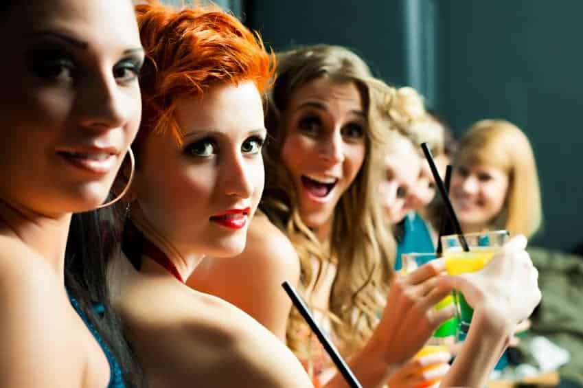 10 Facts About Women Drinkers