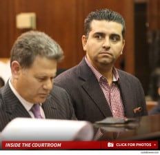 Photo credit: http://www.tmz.com/2014/11/13/cake-boss-buddy-valastro-drunk-driving-court/