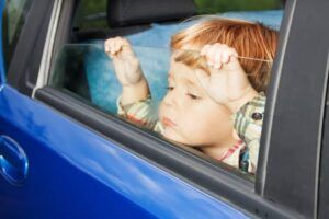 impaired-driving-kids-in-car